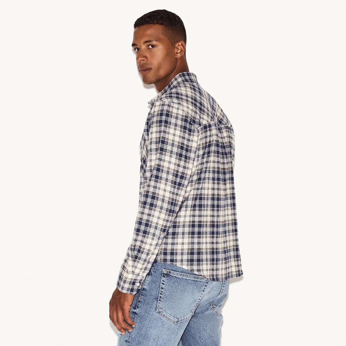 Playboy Men's Flannel Long Sleeve Shirt - White Plaid