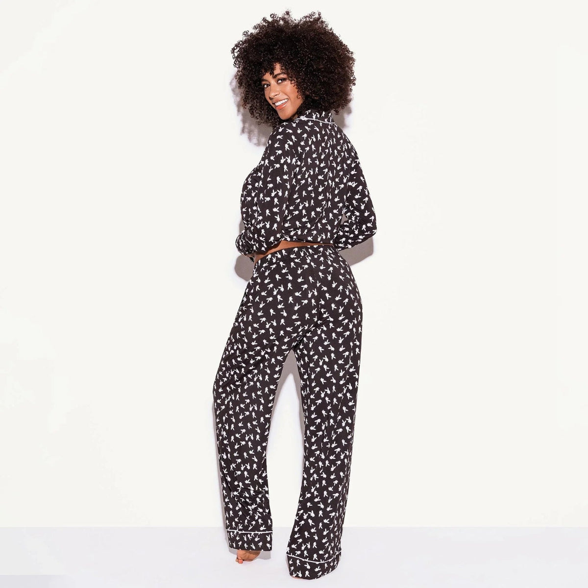 Playboy The Playboy Slumber Bunny Pajama Set - Black